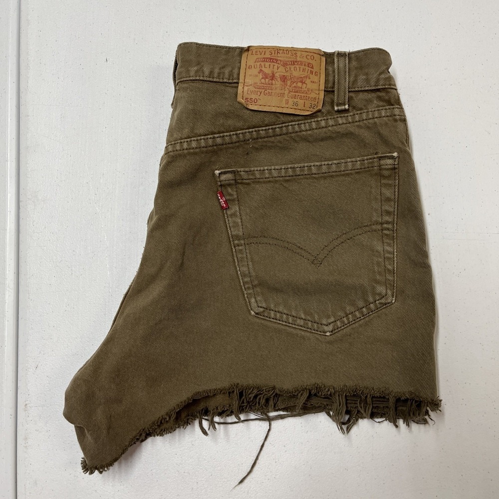 Vintage Levis 550 Denim Shorts Brown DIY Cut Off Jean Size 36 3" Y2K Festival - Picture 11 of 13
